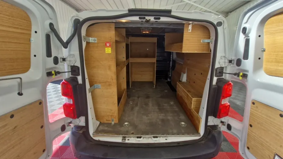 PEUGEOT Expert -
