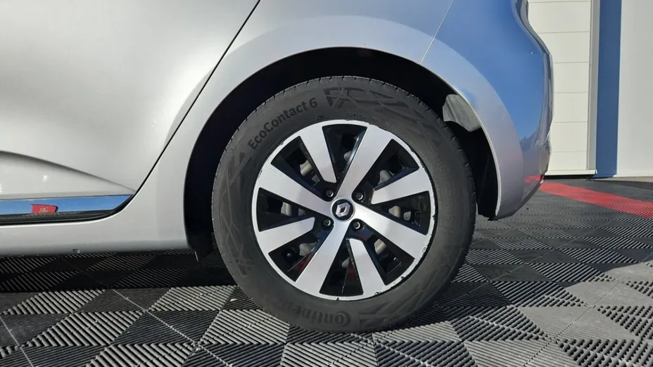 RENAULT Clio -