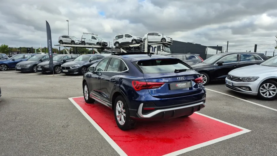 AUDI Q3 Sportback -