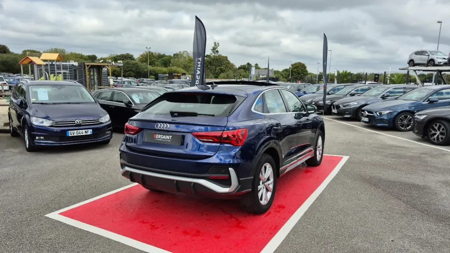 AUDI Q3 Sportback -