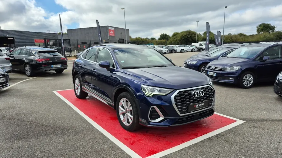 AUDI Q3 Sportback -