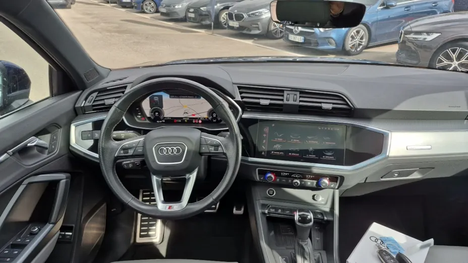AUDI Q3 Sportback -