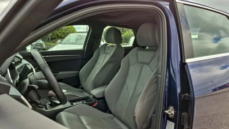 AUDI Q3 Sportback -