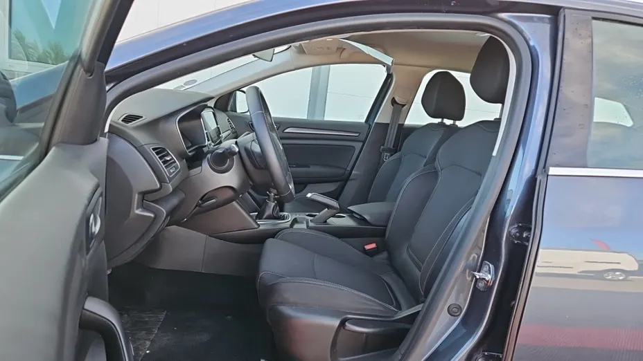 RENAULT Megane -