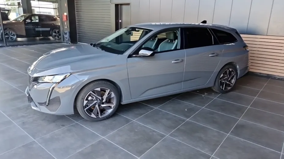 PEUGEOT 308 -