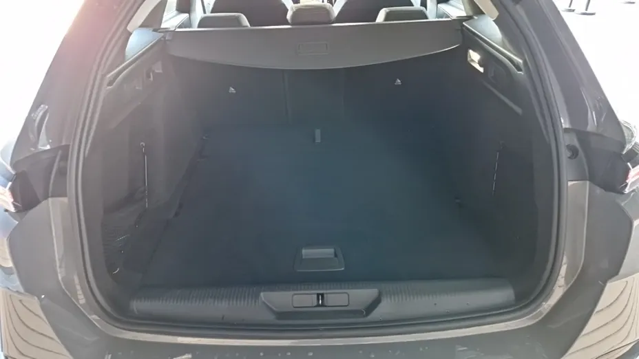 PEUGEOT 308 -