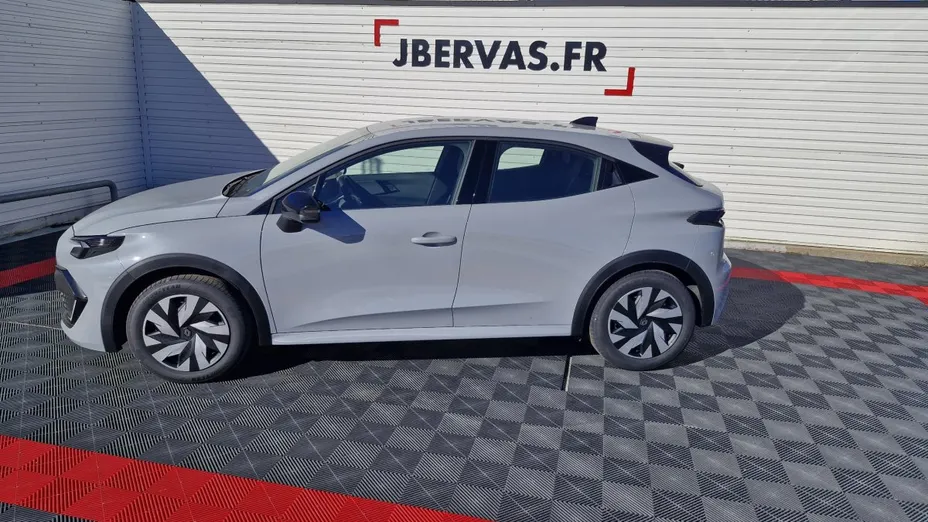 RENAULT Clio -