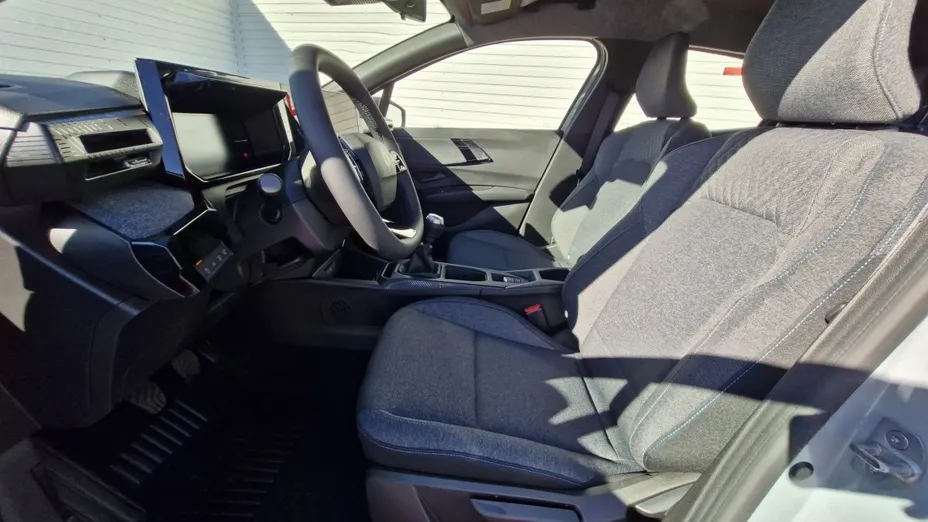 RENAULT Clio -