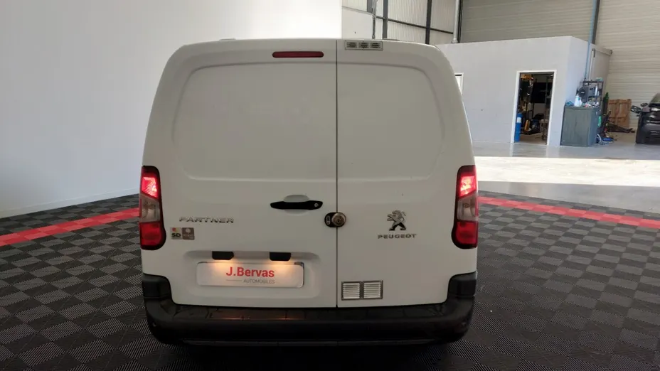 PEUGEOT Partner -