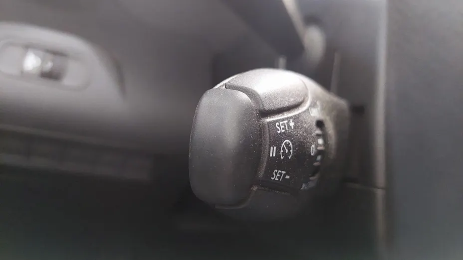 PEUGEOT Partner -