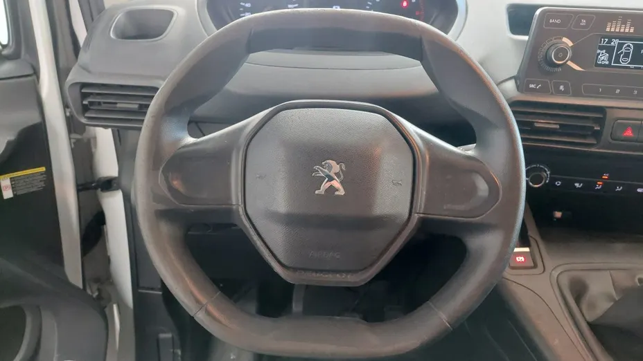 PEUGEOT Partner -