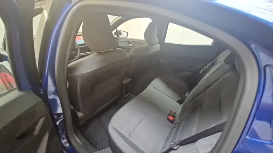 RENAULT Clio -