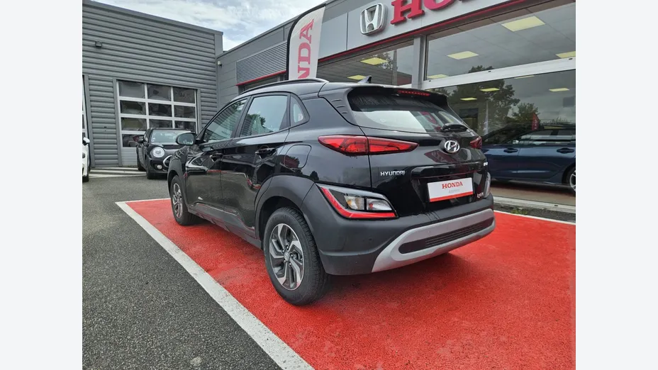 HYUNDAI Kona -