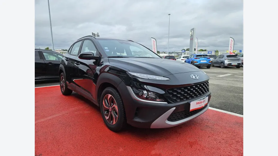 HYUNDAI Kona -