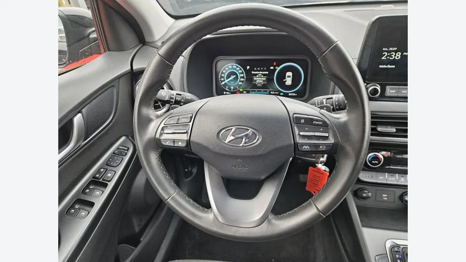 HYUNDAI Kona -