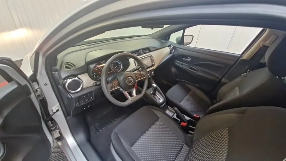 NISSAN Micra -