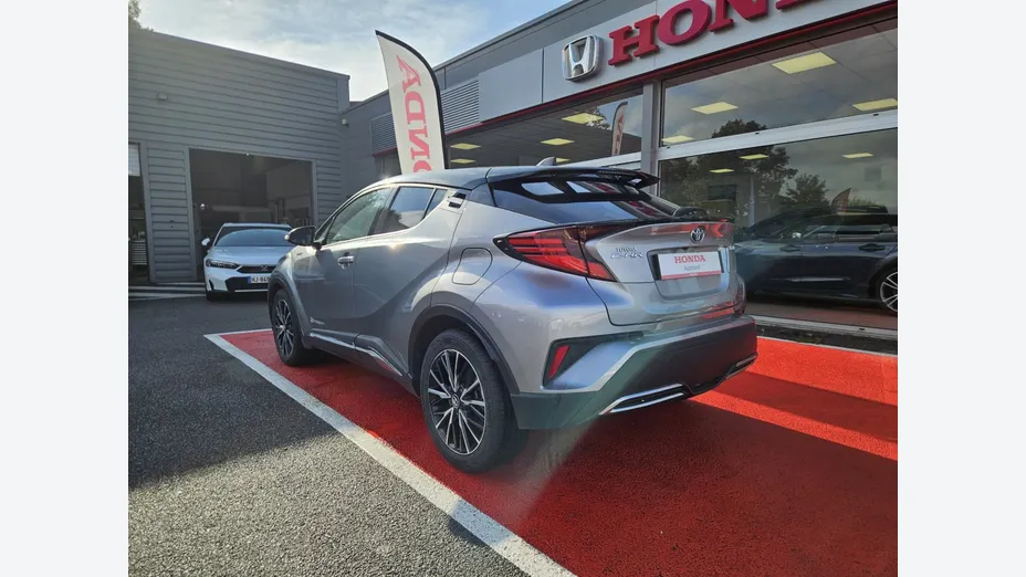 TOYOTA C-HR -