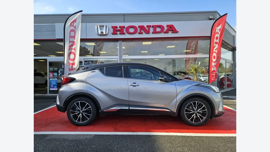 TOYOTA C-HR -