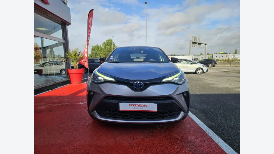TOYOTA C-HR -