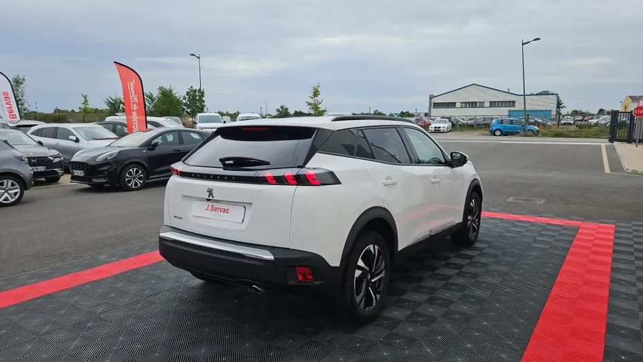 PEUGEOT 2008 -