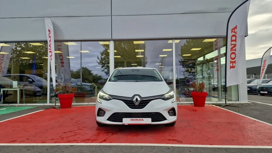 RENAULT Clio -