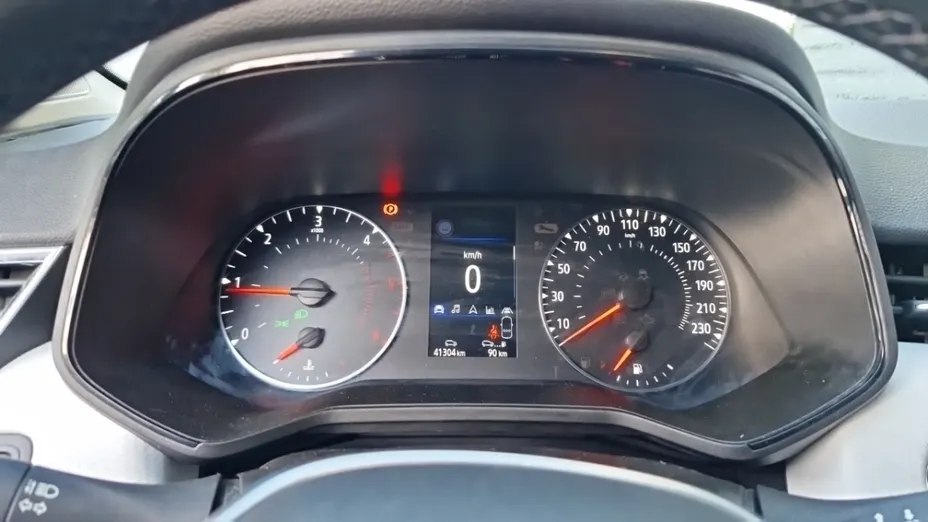 RENAULT Clio -