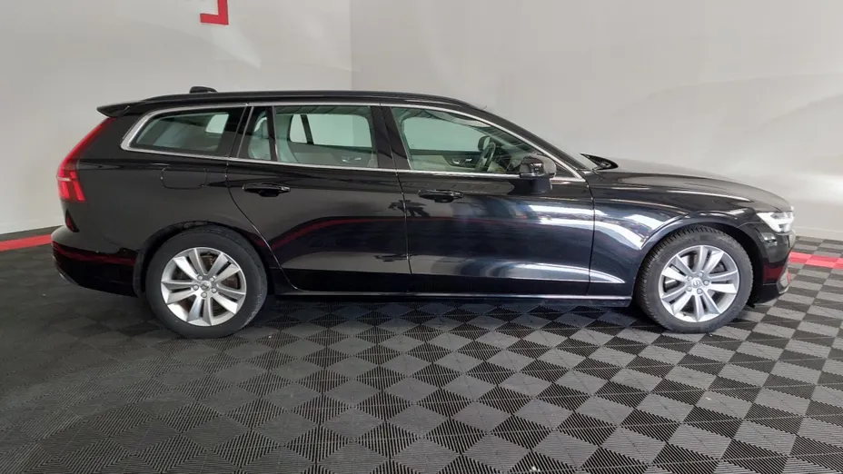 VOLVO V60 -