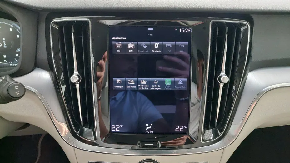 VOLVO V60 -