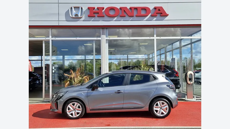 RENAULT Clio -
