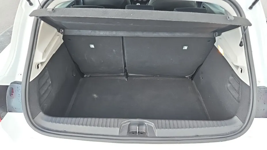RENAULT Clio -
