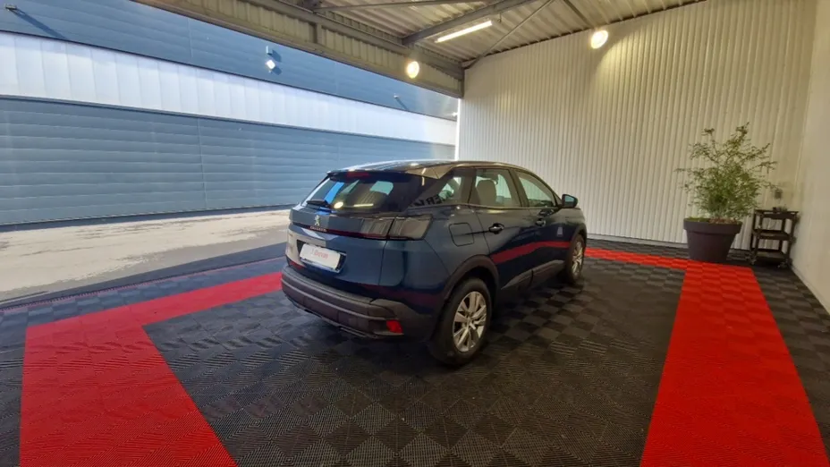PEUGEOT 3008 -