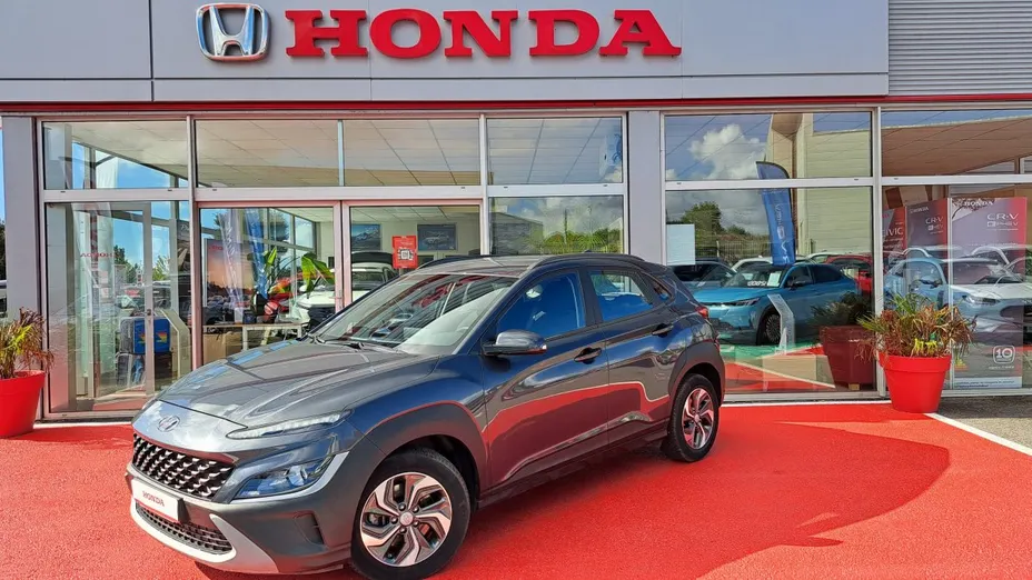 HYUNDAI Kona -