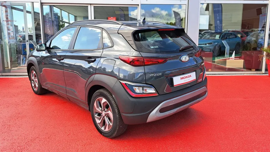 HYUNDAI Kona -