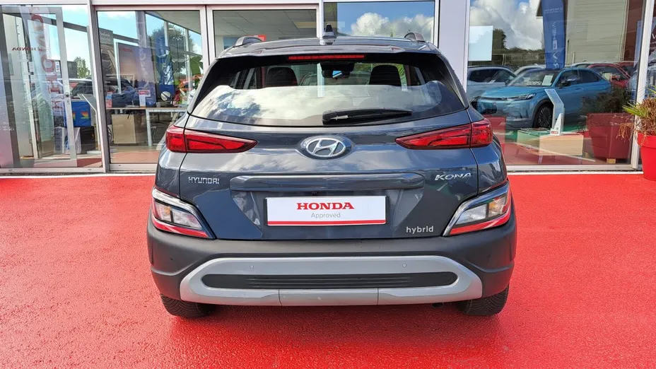 HYUNDAI Kona -