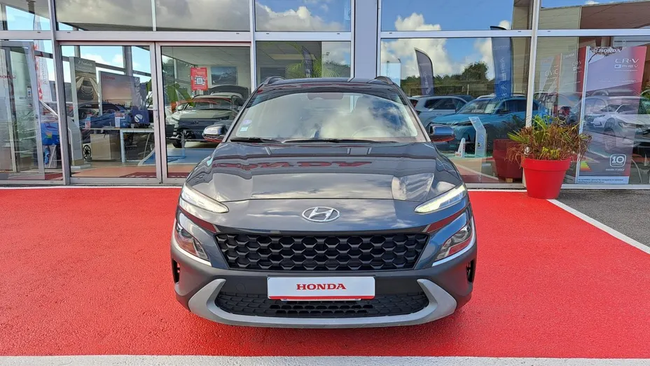 HYUNDAI Kona -