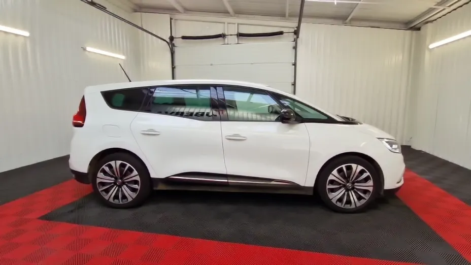 RENAULT Grand Scenic -