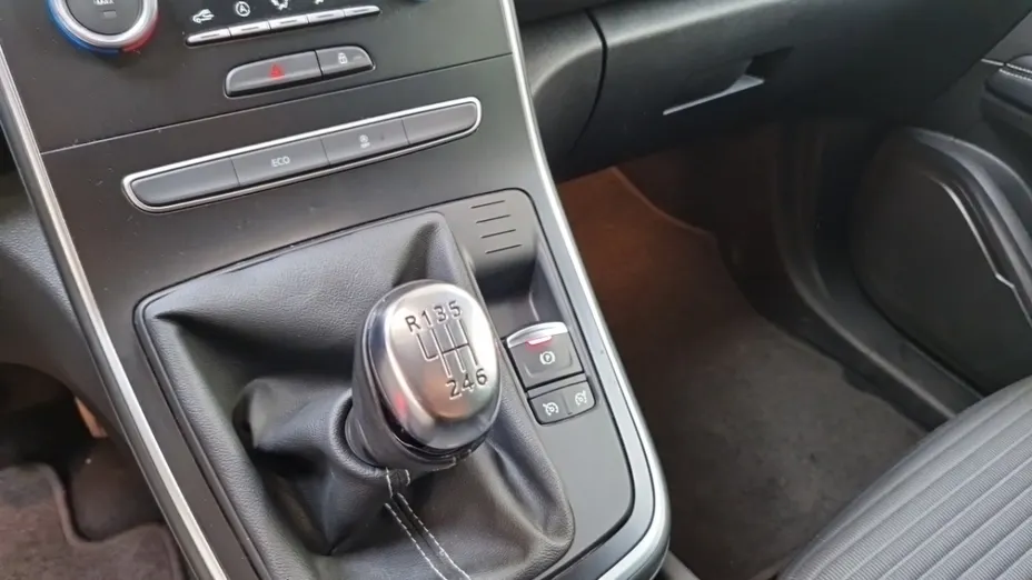 RENAULT Grand Scenic -