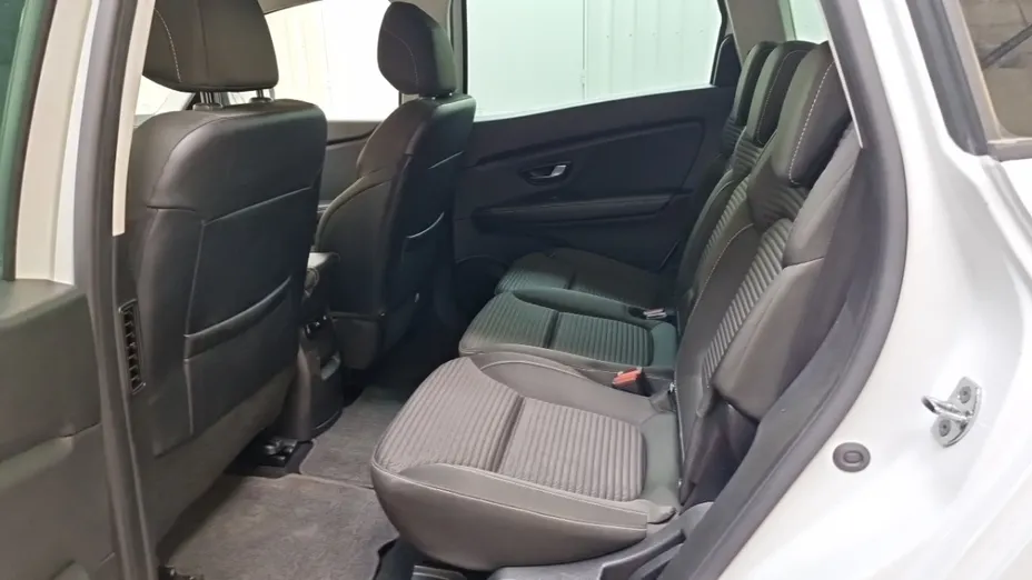 RENAULT Grand Scenic -
