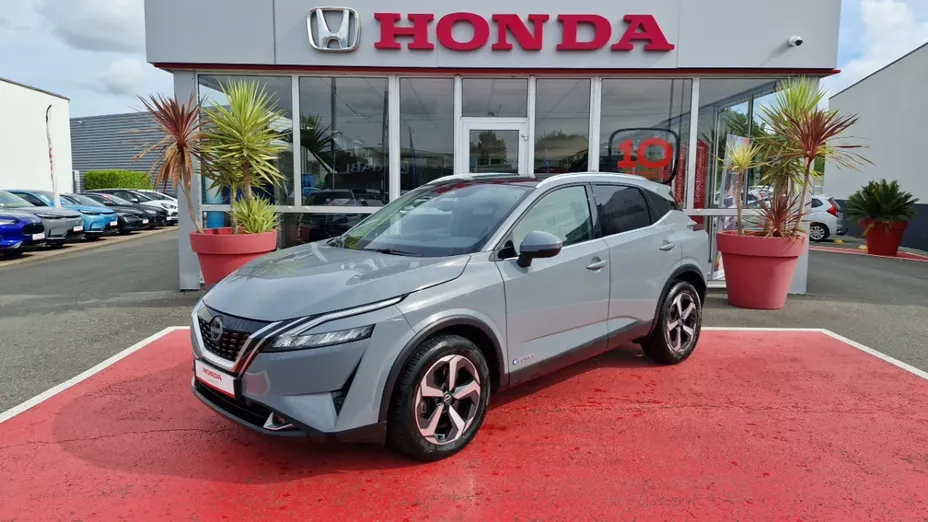 NISSAN Qashqai -
