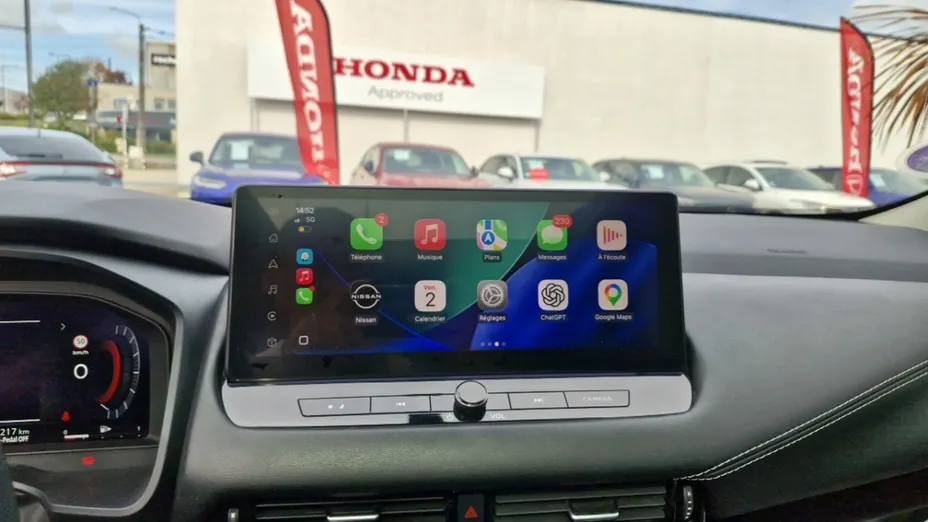NISSAN Qashqai -