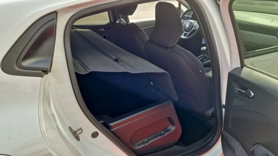 RENAULT Clio -