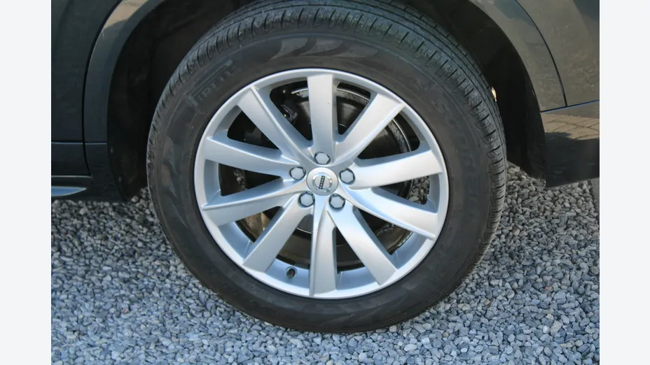 VOLVO XC90 -