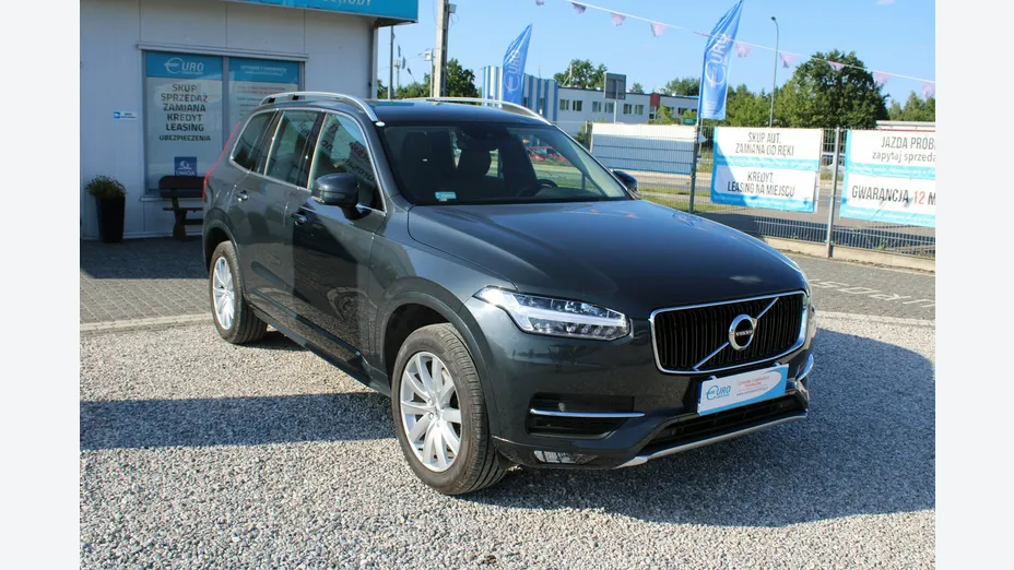 VOLVO XC90 -
