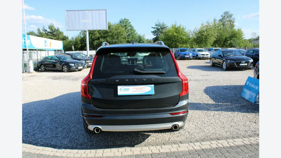 VOLVO XC90 -