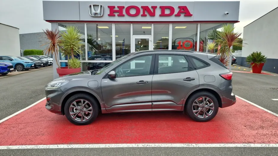 FORD Kuga -