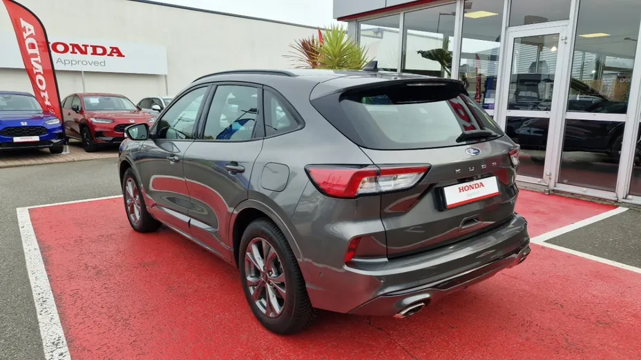 FORD Kuga -