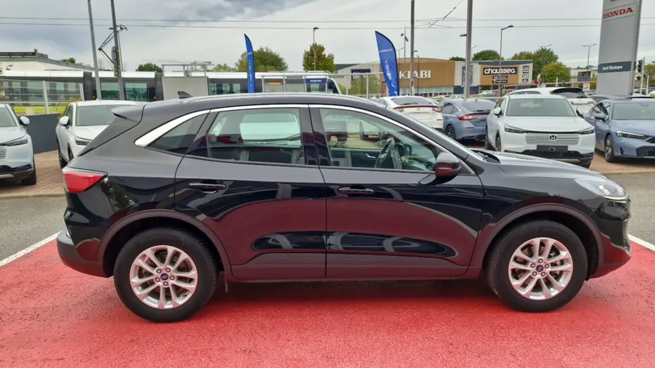 FORD Kuga -