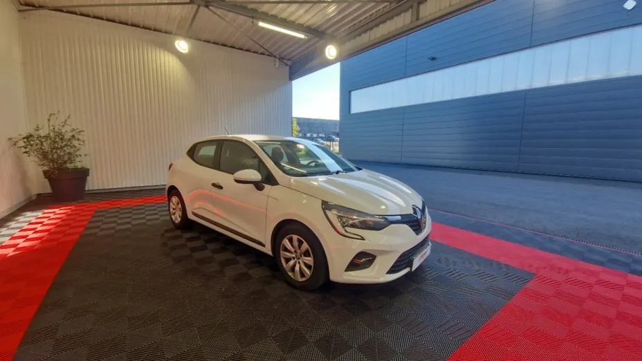 RENAULT Clio -