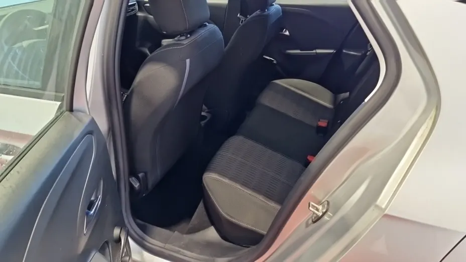 OPEL Corsa -