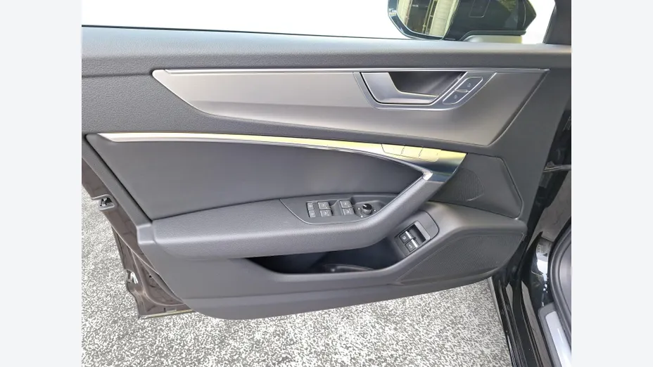 AUDI A6 Avant -